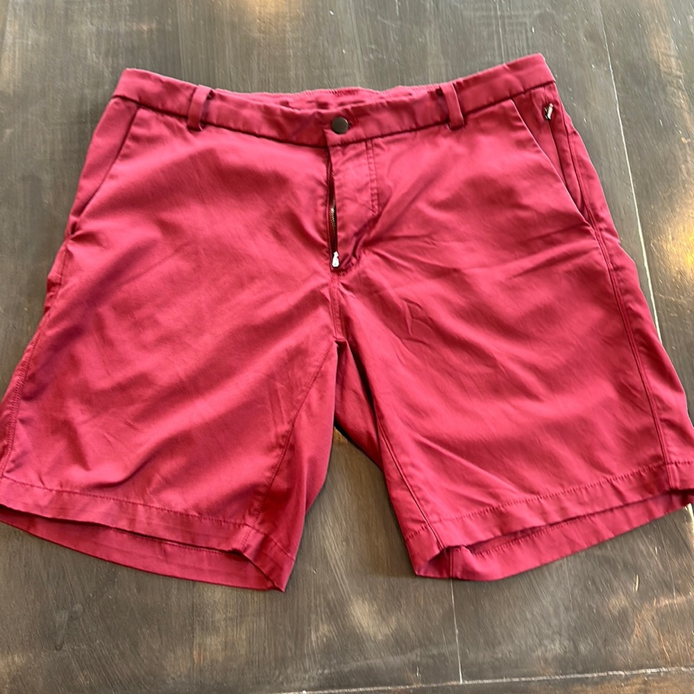 Lululemon Commission Short 9in Sz 34 Red